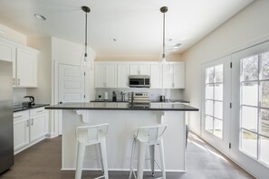 อพาร์ทเมนท์ | 3 ห้องนอน