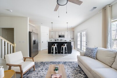 1 King 1 Queen 2 Double Garage Washer Dryer