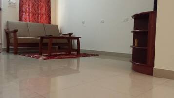 Executive Apartment, 2 Bedrooms | Living area