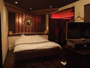 Free WiFi - hotel in the forest (Ibaraki)