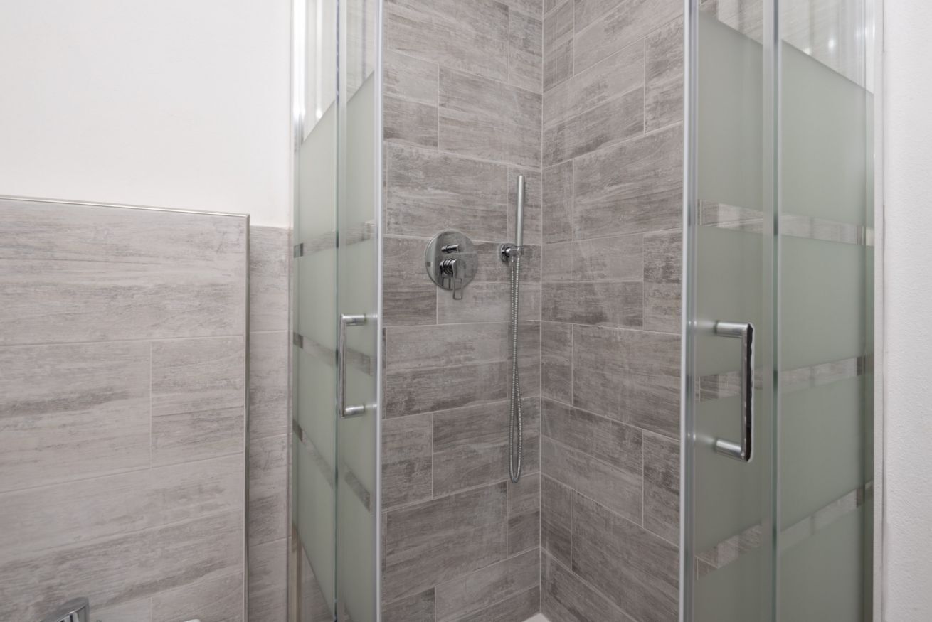 Dusche, Bidet