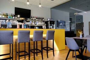 Bar (en la propiedad)