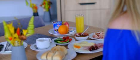 Petit déjeuner buffet compris tous les jours