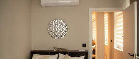 2 habitaciones, tabla de planchar con plancha, wifi y ropa de cama