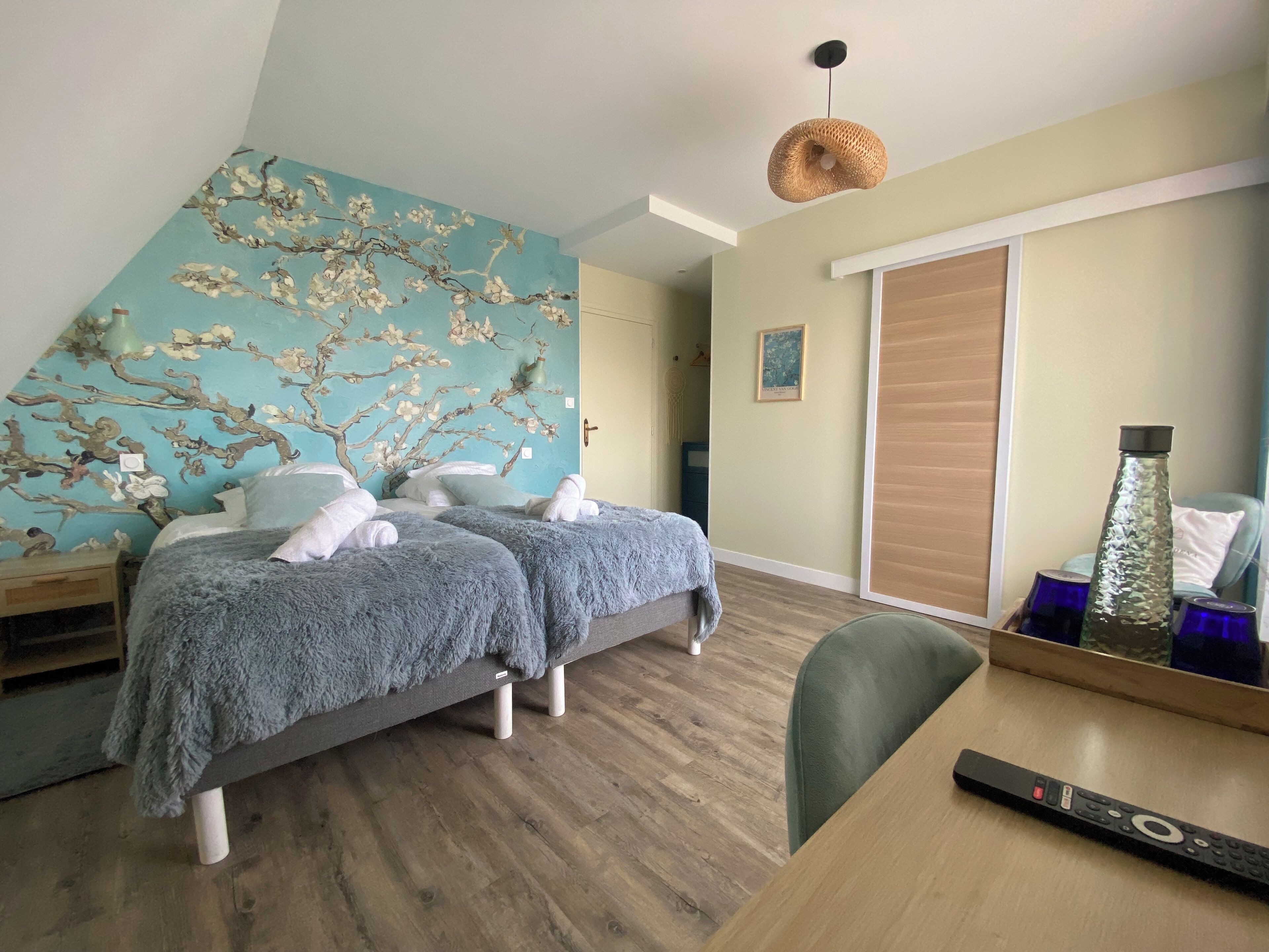 Premium bedding, individually decorated, individually furnished, desk