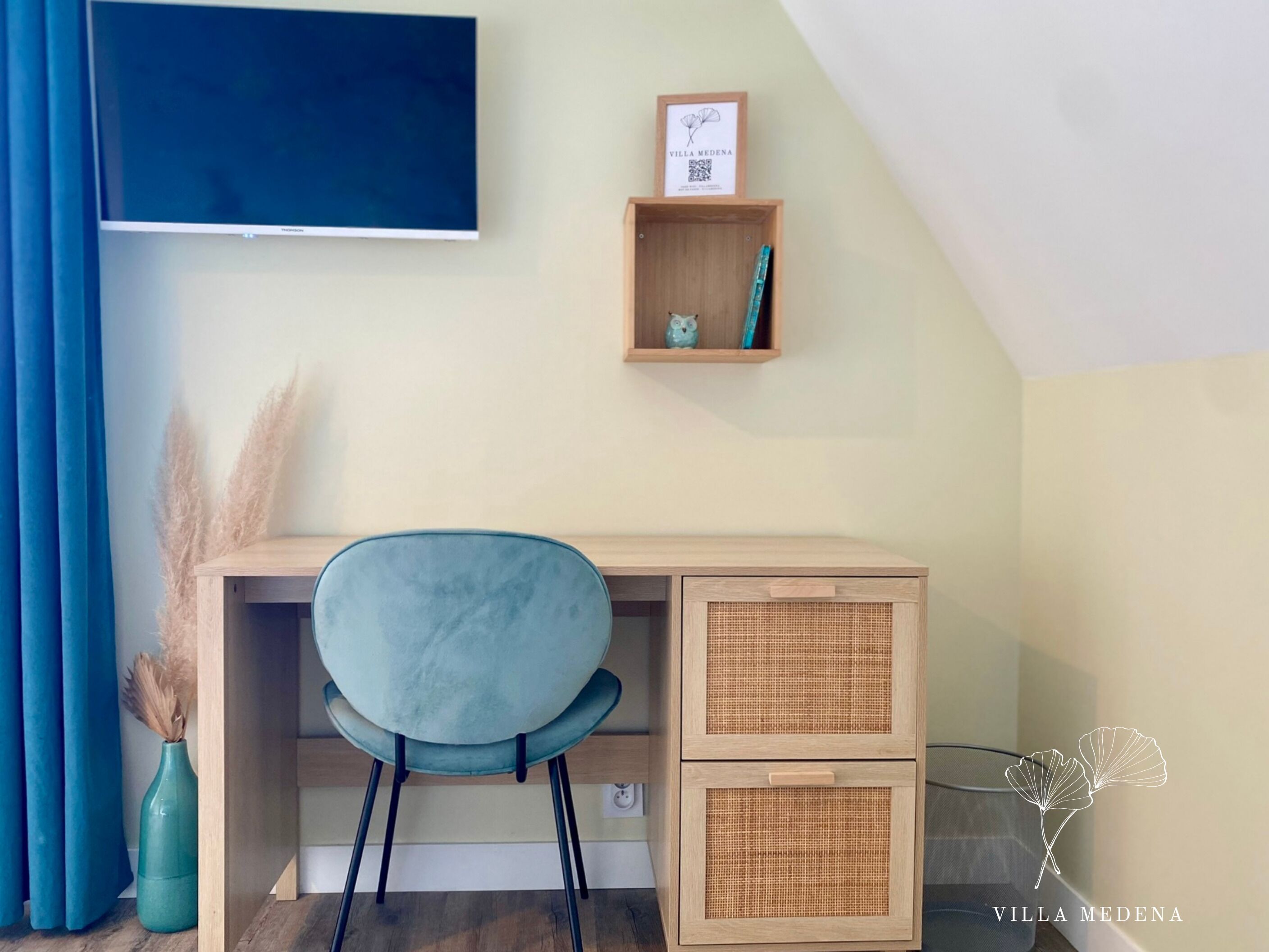 Premium bedding, individually decorated, individually furnished, desk