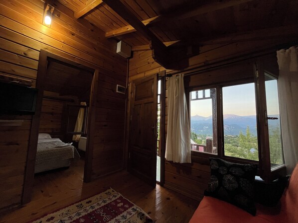 Deluxe Bungalow, Mountain View | Free WiFi - Laşet Bungalov (Savsat)