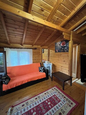 Deluxe Bungalow, Mountain View | Free WiFi