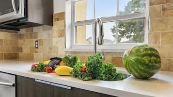 意式浓缩咖啡机、茶具/咖啡用具、电热水壶