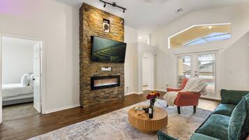 Luxury Villa, Pool View | Living area | 100-cm Smart TV with cable channels