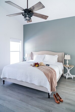 Individually decorated, individually furnished, iron/ironing board - Residentas Indian Creek (Kissimmee)