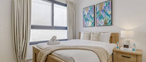 5 bedrooms, in-room safe, iron/ironing board, free WiFi