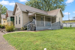 Exterior - Simple Comfort | 1 Bed, 1 Bath Near Downtown Indy (Indianapolis)