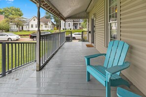 Terrace/patio - Simple Comfort 1 Bed 1 Bath Near Downtown Indy (Indianapolis)