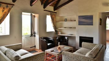 Standard Chalet, Patio, Resort View | Living area