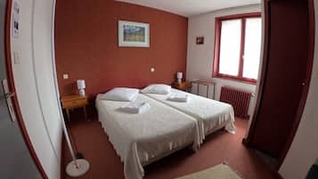 Standaard tweepersoonskamer, uitzicht op tuin (CH3 / Les Narcisses) | Gratis wifi