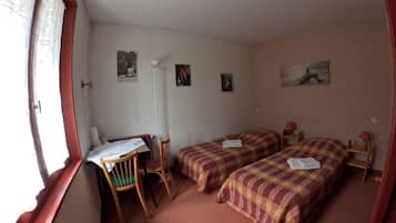 Standaard tweepersoonskamer (CH2 / Les Jonquilles) | Gratis wifi