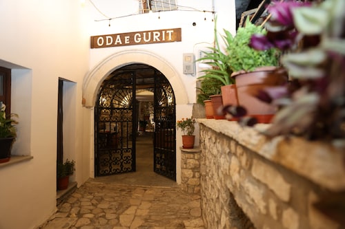 Oda e Gurit Boutique Hotel