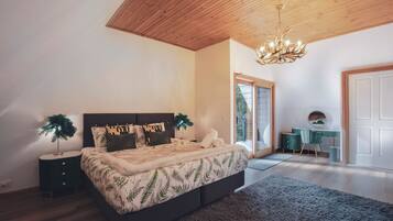 4 bedrooms, Internet, bed sheets