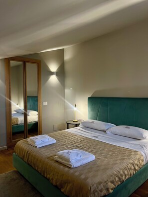 Executive-Suite, Balkon, Stadtblick