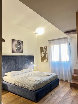 Down duvets, soundproofing, iron/ironing board, free WiFi
