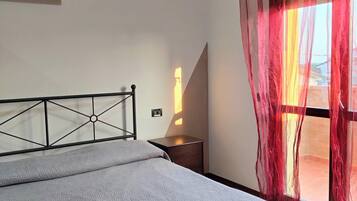 1 chambre, Wi-Fi gratuit, draps fournis