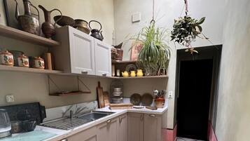 Four, plaque de cuisson, lave-vaisselle