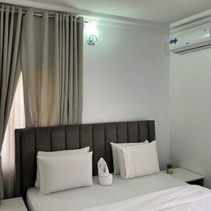 1 makuuhuone, silitysrauta/-lauta, Wi-Fi, vuodevaatteet