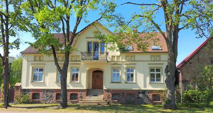 Ferienwohnung '2' mit gemeinsamer Terrasse und WLAN