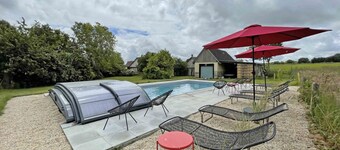 Quiet house with spa, heated pool and garden in Normandy