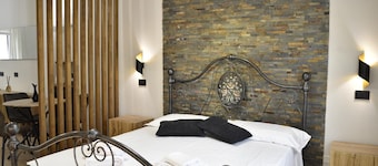 Lorenzetti House