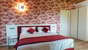 Chambre Supérieure Double ou avec lits jumeaux, 1 très grand lit, climatisation, vue jardin | Coffres-forts dans les chambres, rideaux occultants, Wi-Fi gratuit