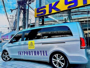 空港シャトルバス