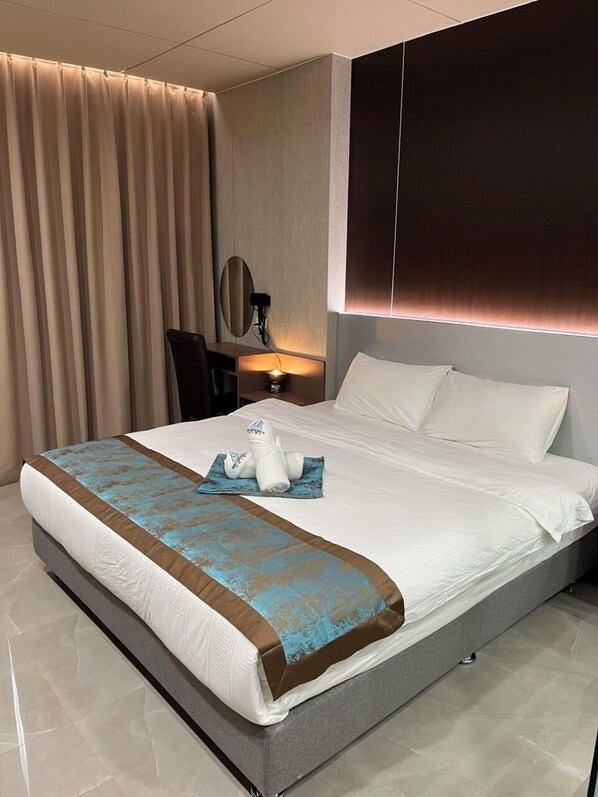 Tallelokero huoneessa, yksilöllisesti sisustettu