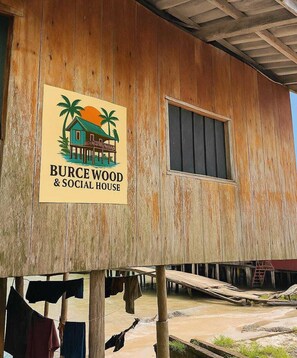 Exterior - Burce Wood & Social House (Koh Rong)
