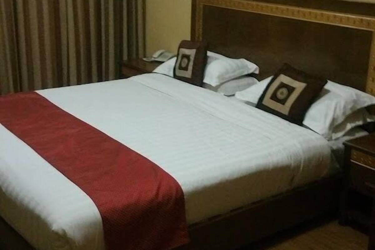 Deluxe Single Room, City View | Free WiFi, bed sheets