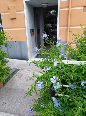 Apartment, 3 Bedrooms, Accessible, Fireplace | Garden - Work Travel and More (Genoa)