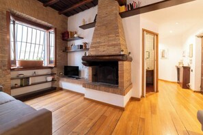 Living area - Pantheon Private Apartment (Roma)