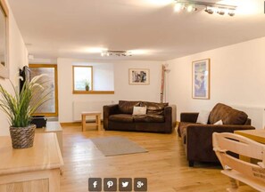 Smart TV, video games, DVD player, video library