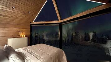 Verduisterende gordijnen, een strijkplank/strijkijzer, gratis wifi