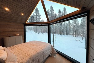 Cortinas blackout, tabla de planchar con plancha y wifi gratis 