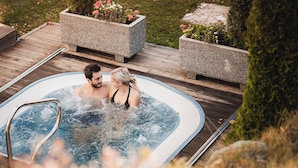 Outdoor spa tub - Alpine Hotel Resort Goies (Ladis)