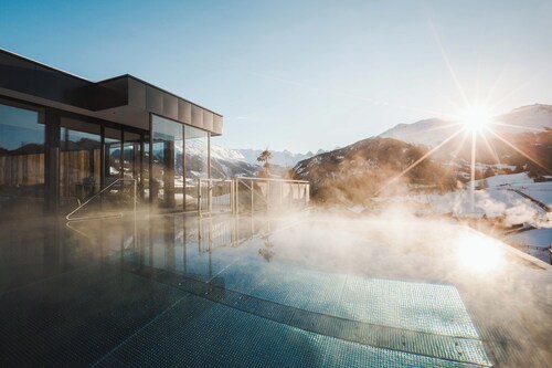 Alpine Hotel Resort Goies