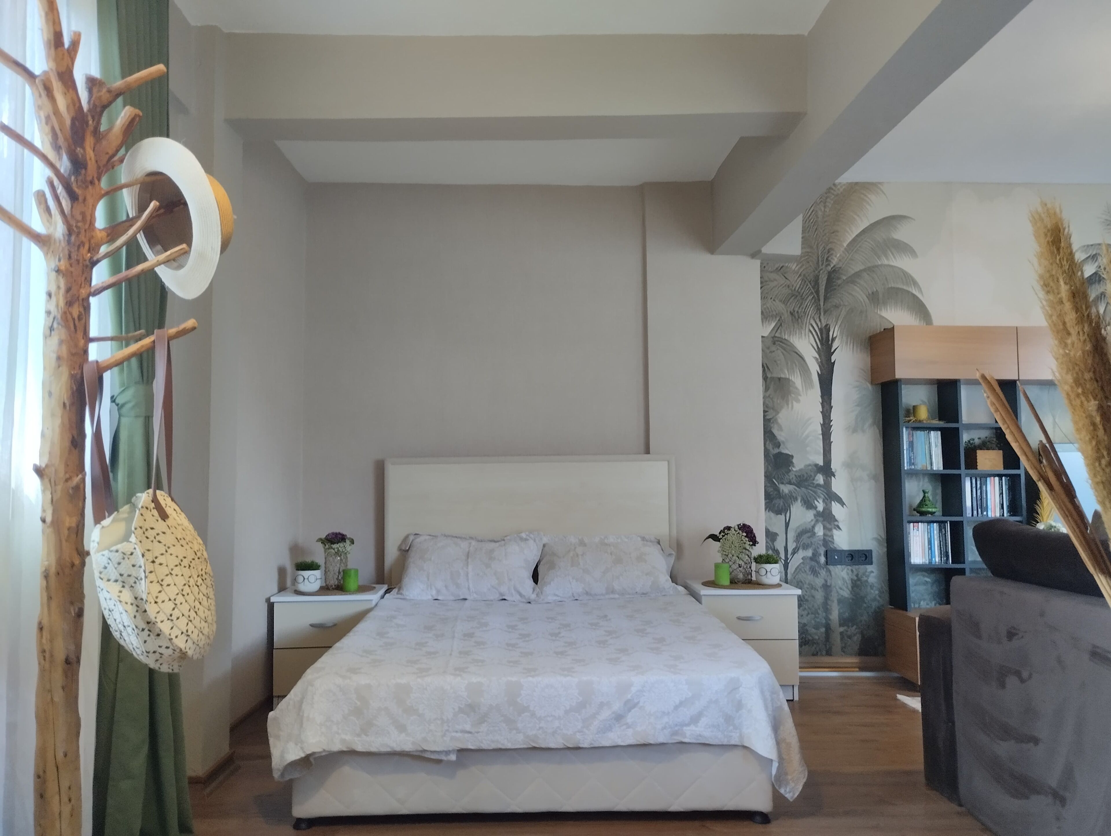 1 slaapkamer, een strijkplank/strijkijzer, internet, beddengoed