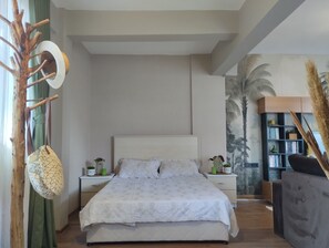 1 chambre, fer et planche à repasser, accès Internet, draps fournis