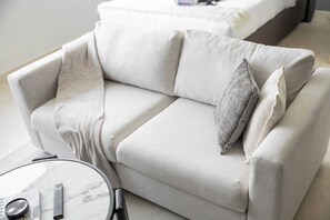 Studio | Internet - 603 Sky Gardens in Dubai (Dubai)