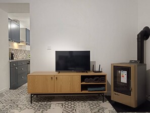 Réfrigérateur, micro-ondes, four, cafetière/bouilloire