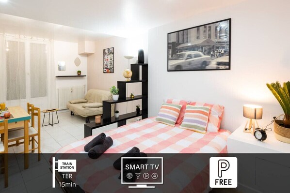 Bügeleisen/Bügelbrett, WLAN, Bettwäsche