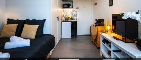 1 chambre, fer et planche Ă repasser, Wi-Fi, literie fournie