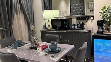 Luxury Apartment, Non Smoking | Living area